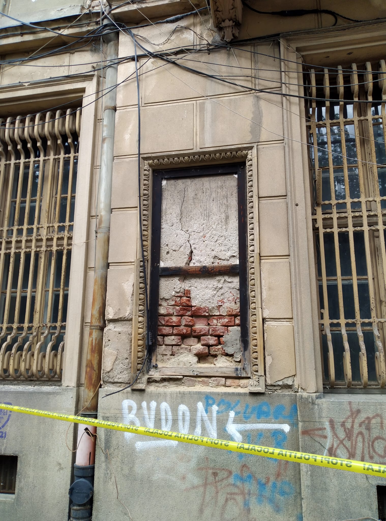 cladire degradata (1)