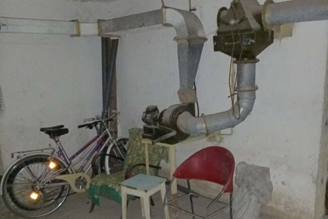 Poza pentru articolul Primăria Timișoara va reamenaja aproape 50 de adăposturi civile. Până când trebuie eliberate de borcane cu murături și biciclete