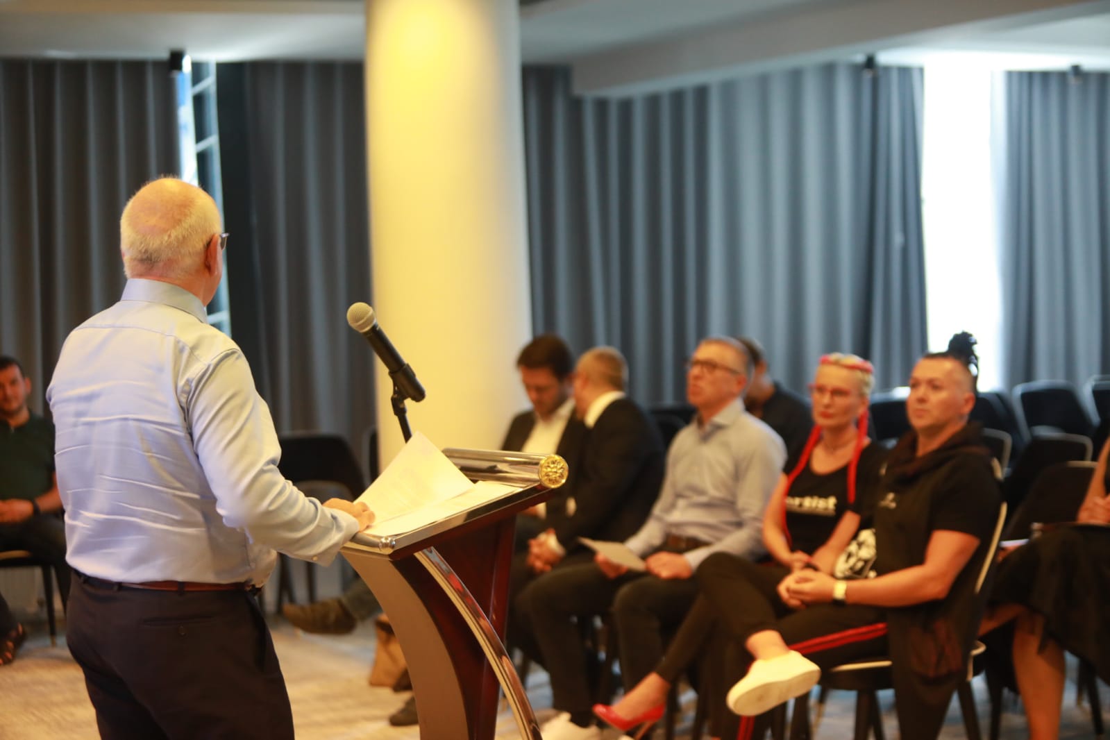 tit targul imobiliar (25)