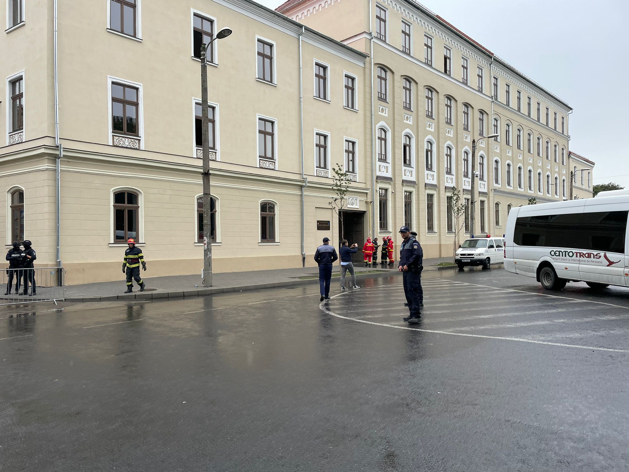 alerta bomba liceul miu (10)