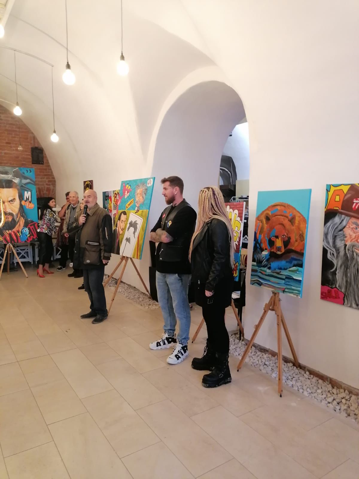 expozitie pop art bastion