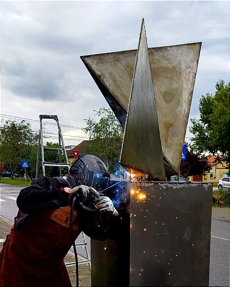 sculptura dumbravita (2)