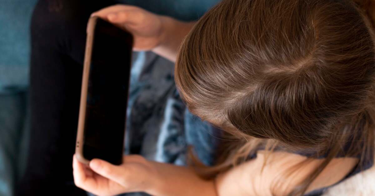 Meta, acuzată că a ascuns studii despre efectele Instagram și Facebook asupra sănătății mintale Meta, acuzată că a ascuns studii despre efectele Instagram și Facebook asupra sănătății mintale