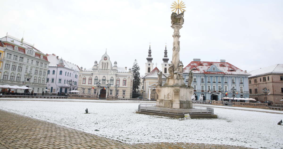 Vremea se răcește brusc în toată România. Vine și zăpada din plin