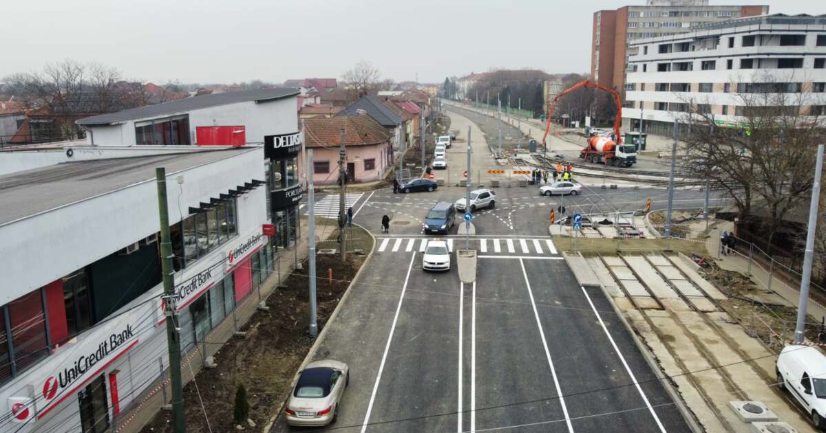 Revenirea tramvaiului 5 pe ruta Bogdăneștilor se amână până în primăvară, în ciuda progresului de 85% în șantier Revenirea tramvaiului 5 pe ruta Bogdăneștilor se amână până în primăvară, în ciuda progresului de 85% în șantier