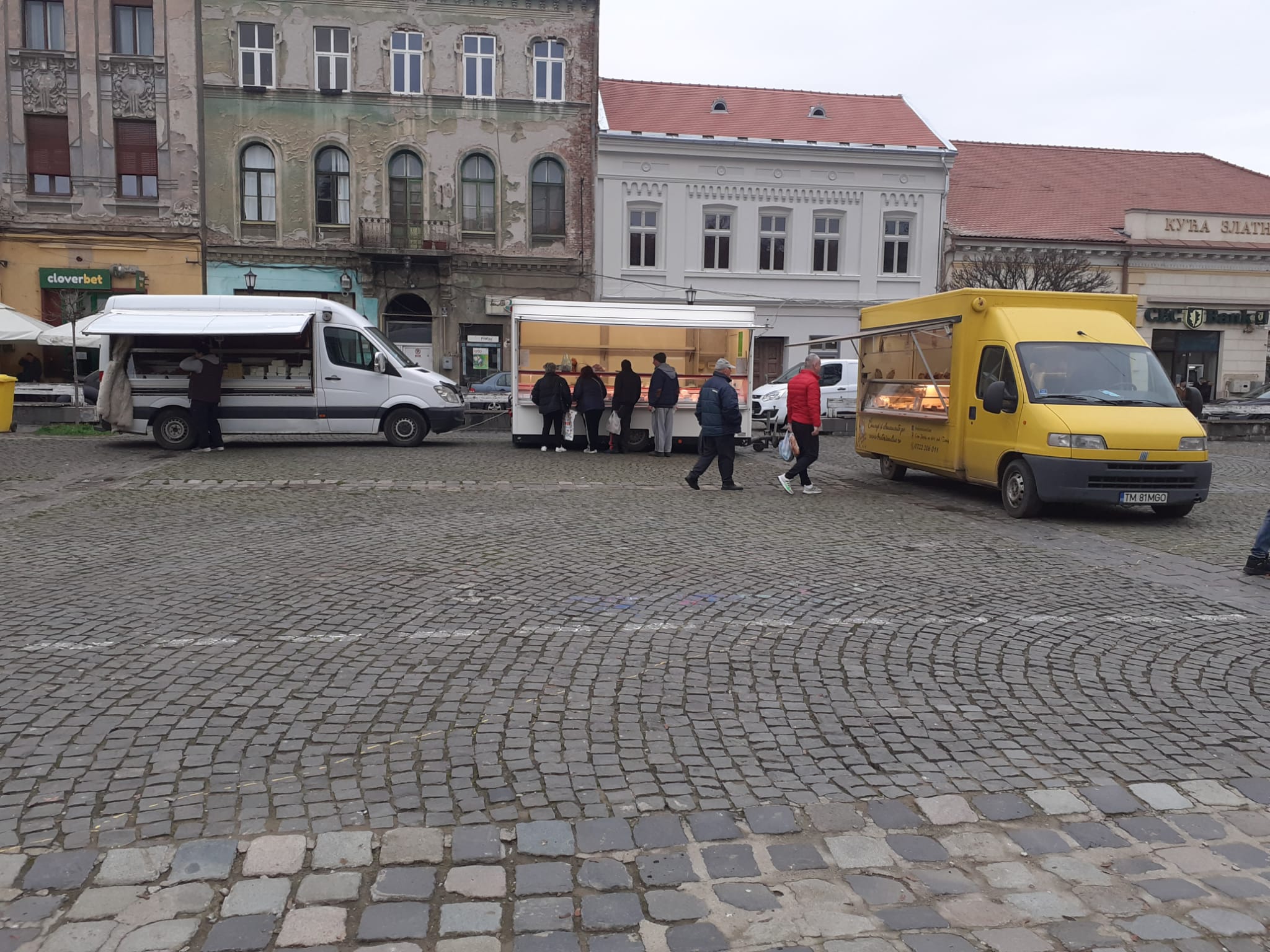 piata pe roti volanta (4)