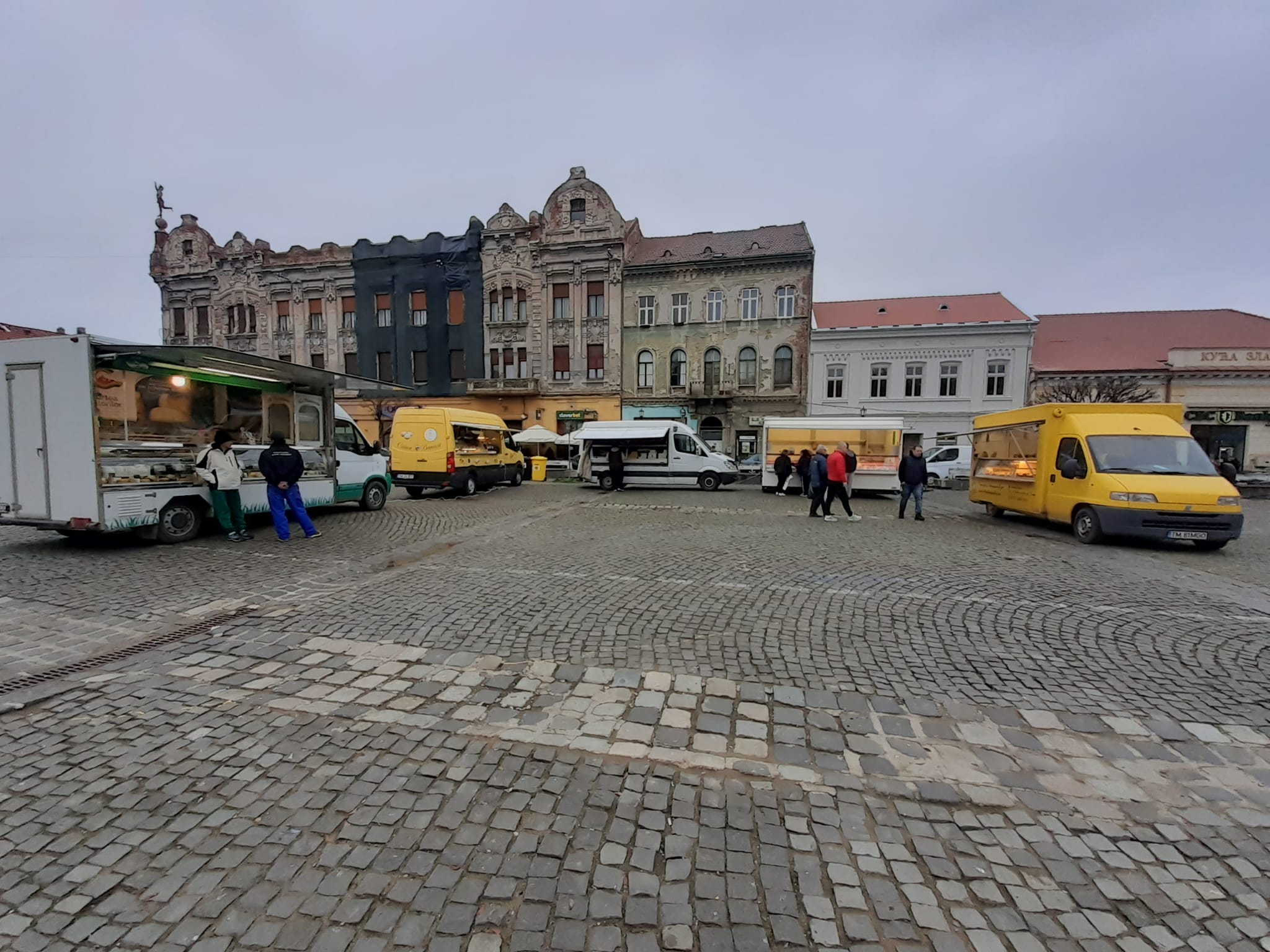 piata pe roti volanta (6)