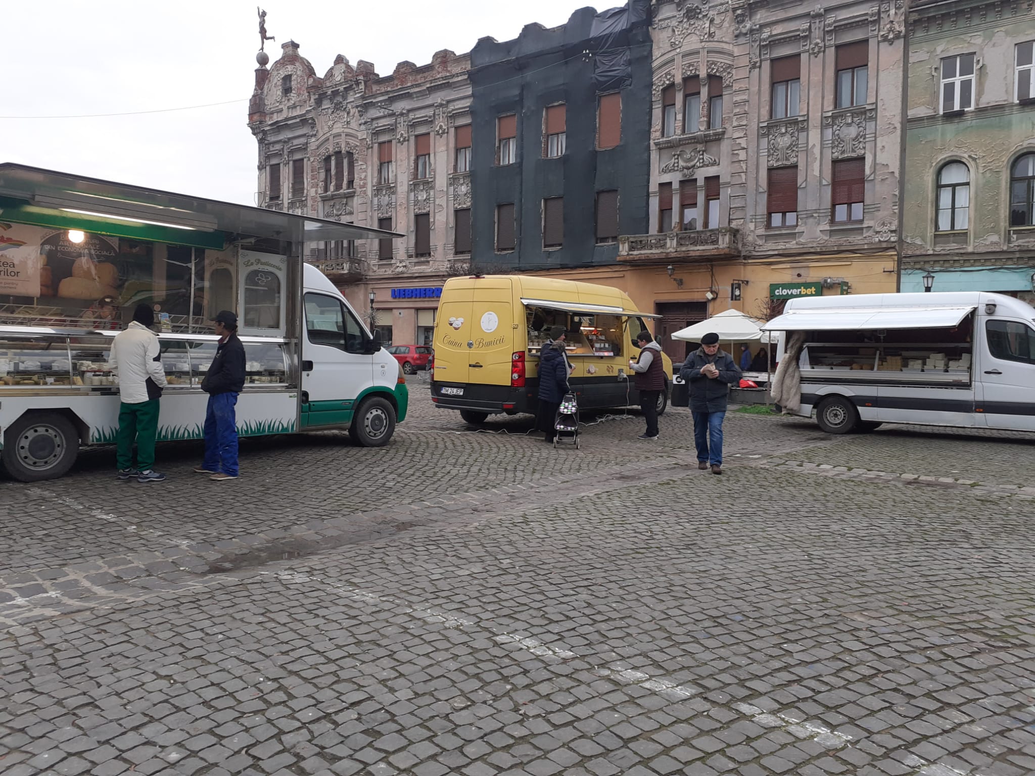 piata pe roti volanta (30)