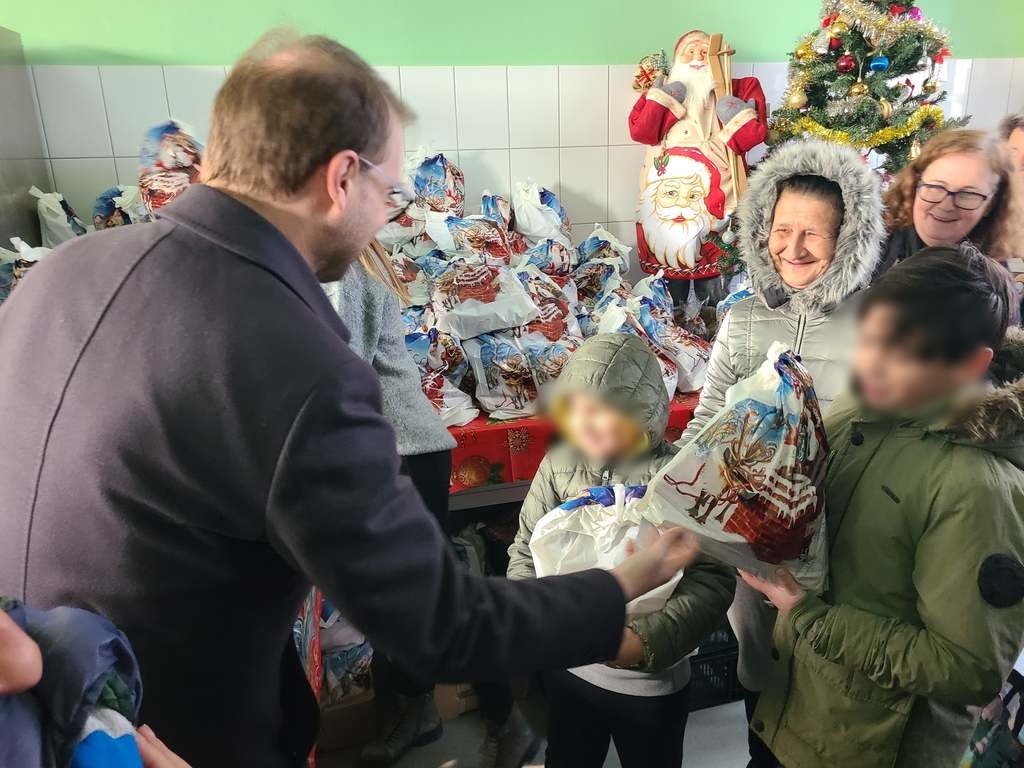 1783183dominicfritzcantina5