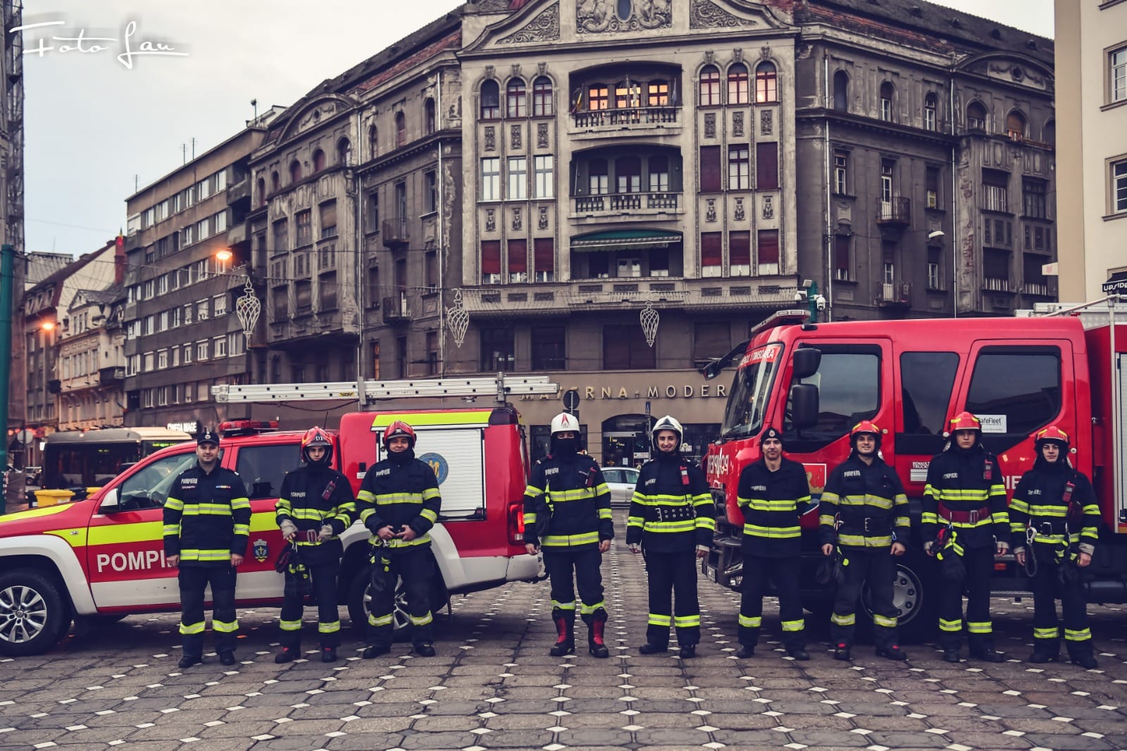 cerere in casatorie pompieri piata victoriei (6)