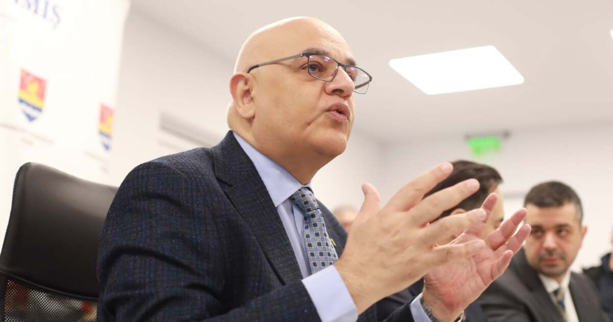 Raed Arafat dezvăluie că mesajele RO-ALERT vor avea tonuri diferite. Raed Arafat dezvăluie că mesajele RO-ALERT vor avea tonuri diferite.