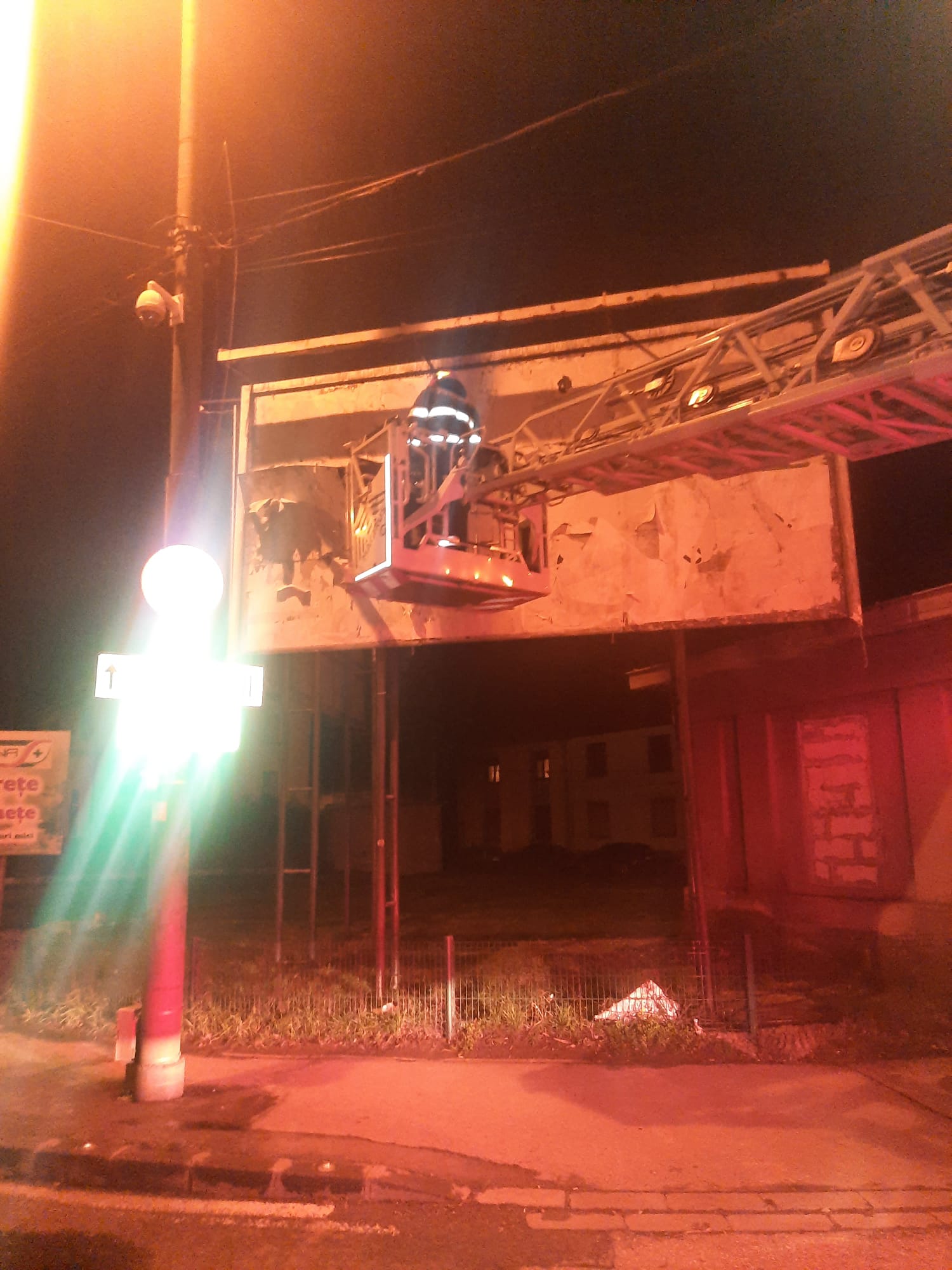 interventie popmpieri cabluri vant vijelie timisoara