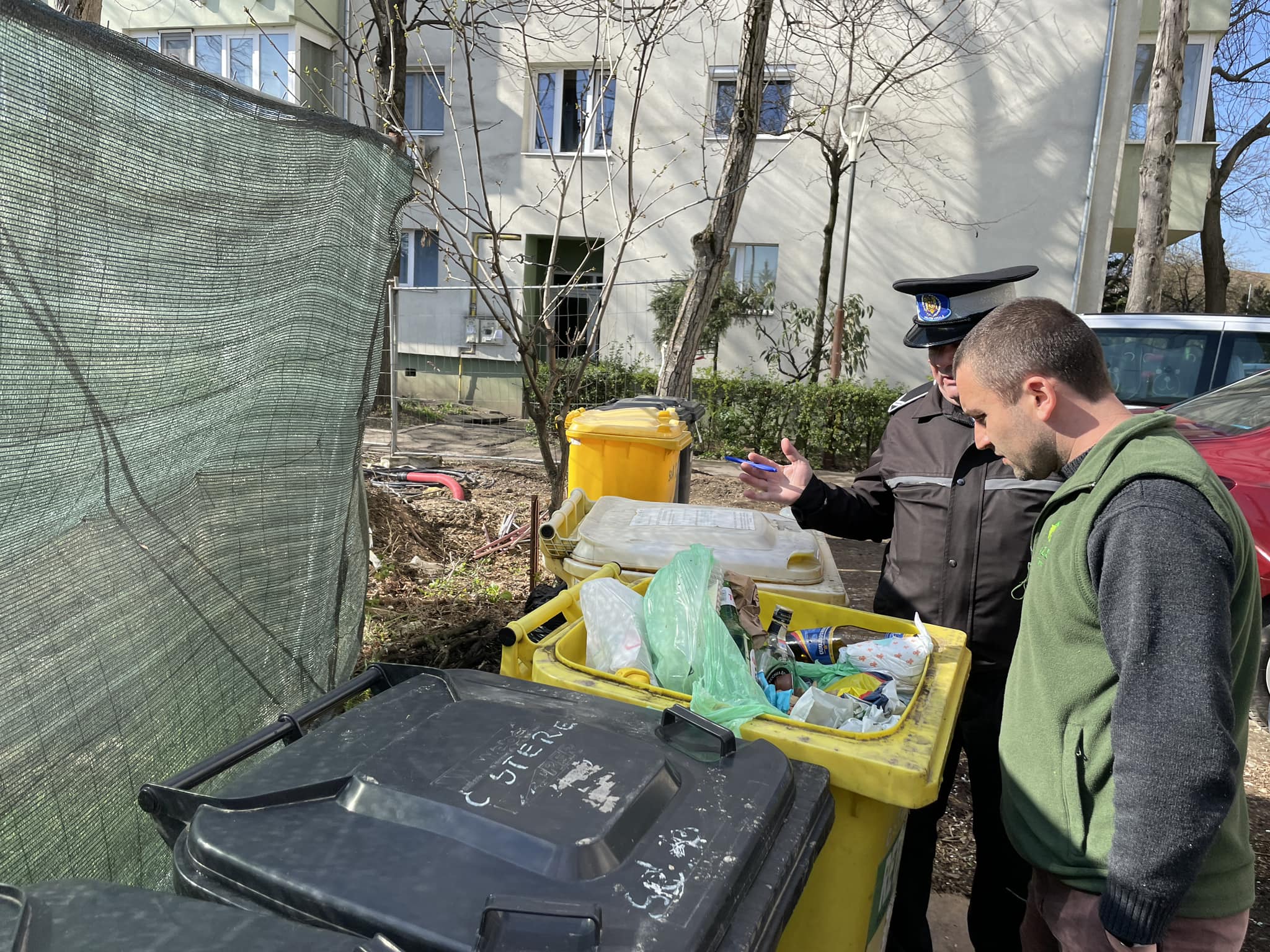 cristian mos cosuri de gunoi (1)