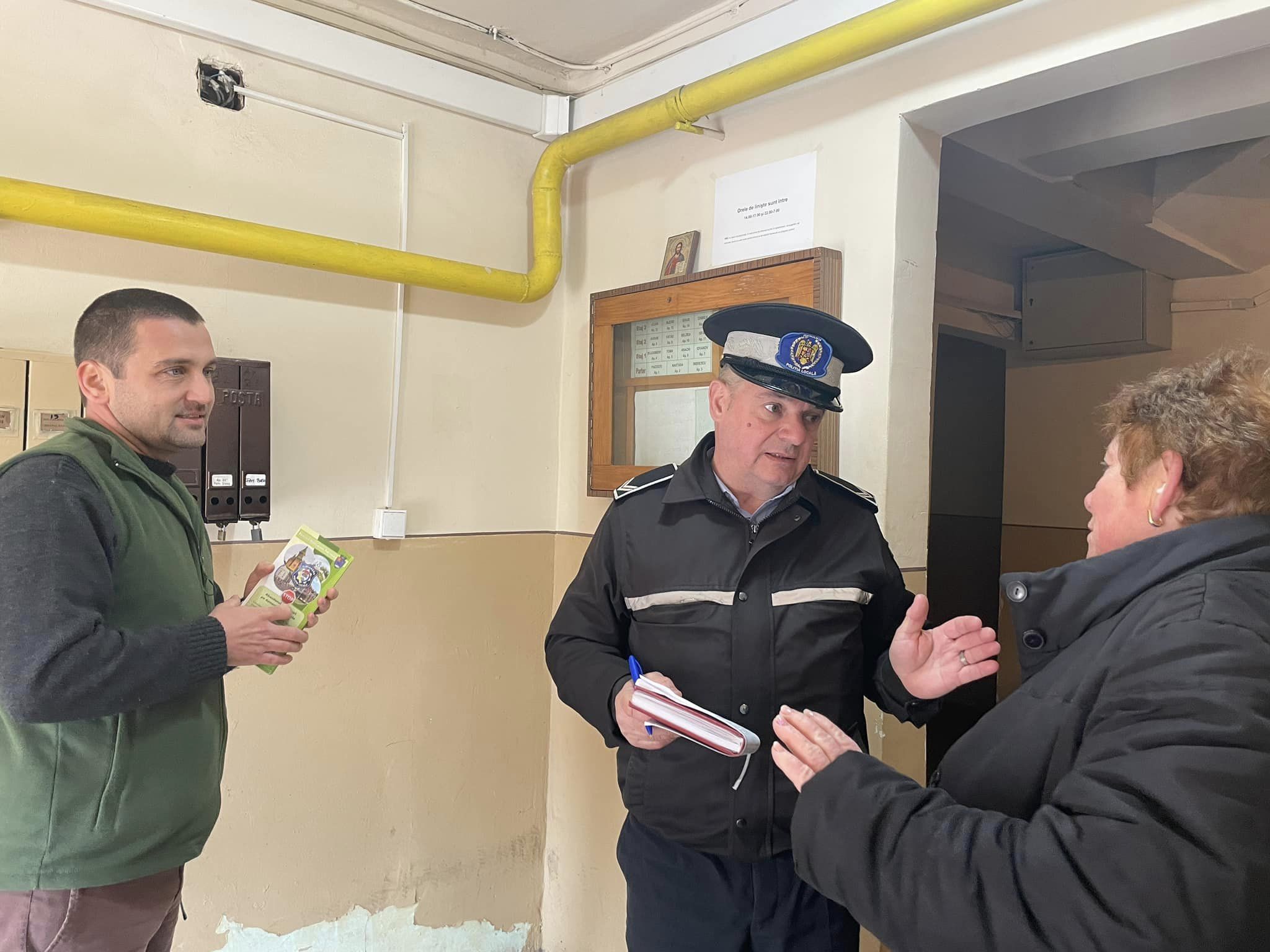 cristian mos cosuri de gunoi (2)