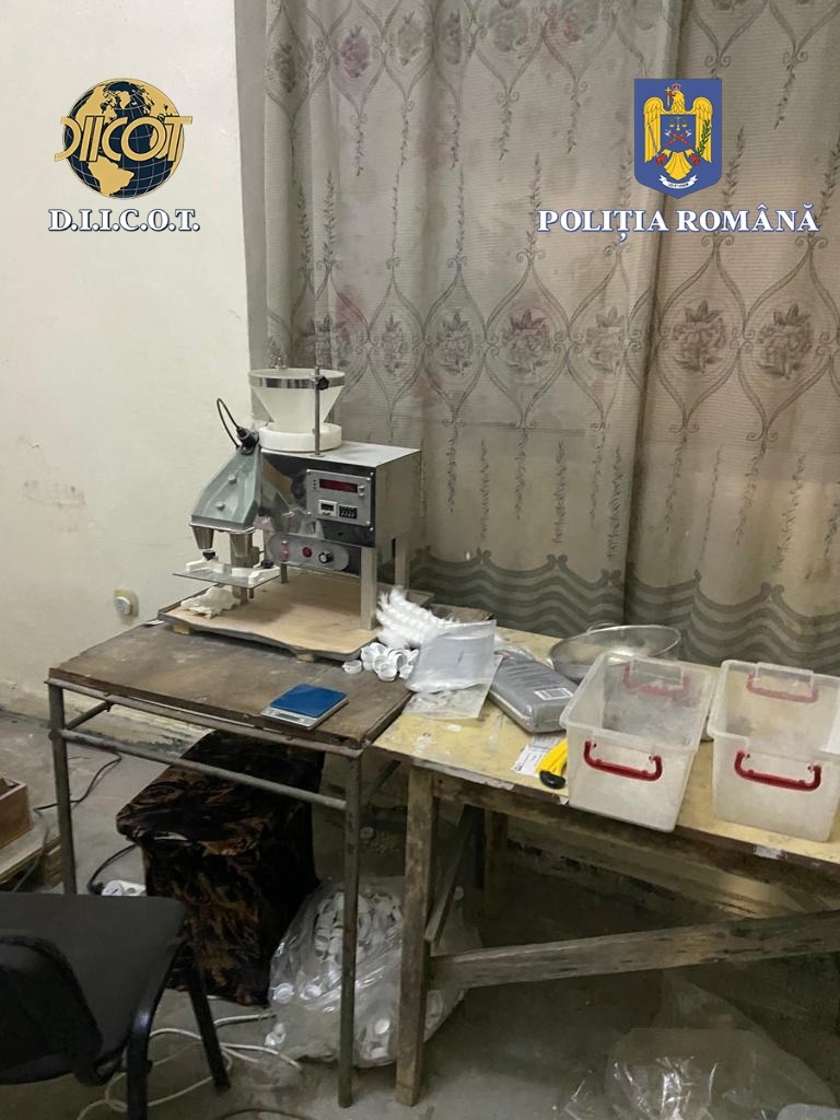 laborator steroizi diicot (14)