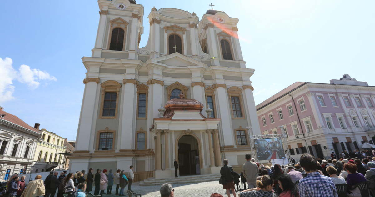 Sarbatoarea Sf. Gheorghe de la Domul Timisoara, pe 23 aprilie