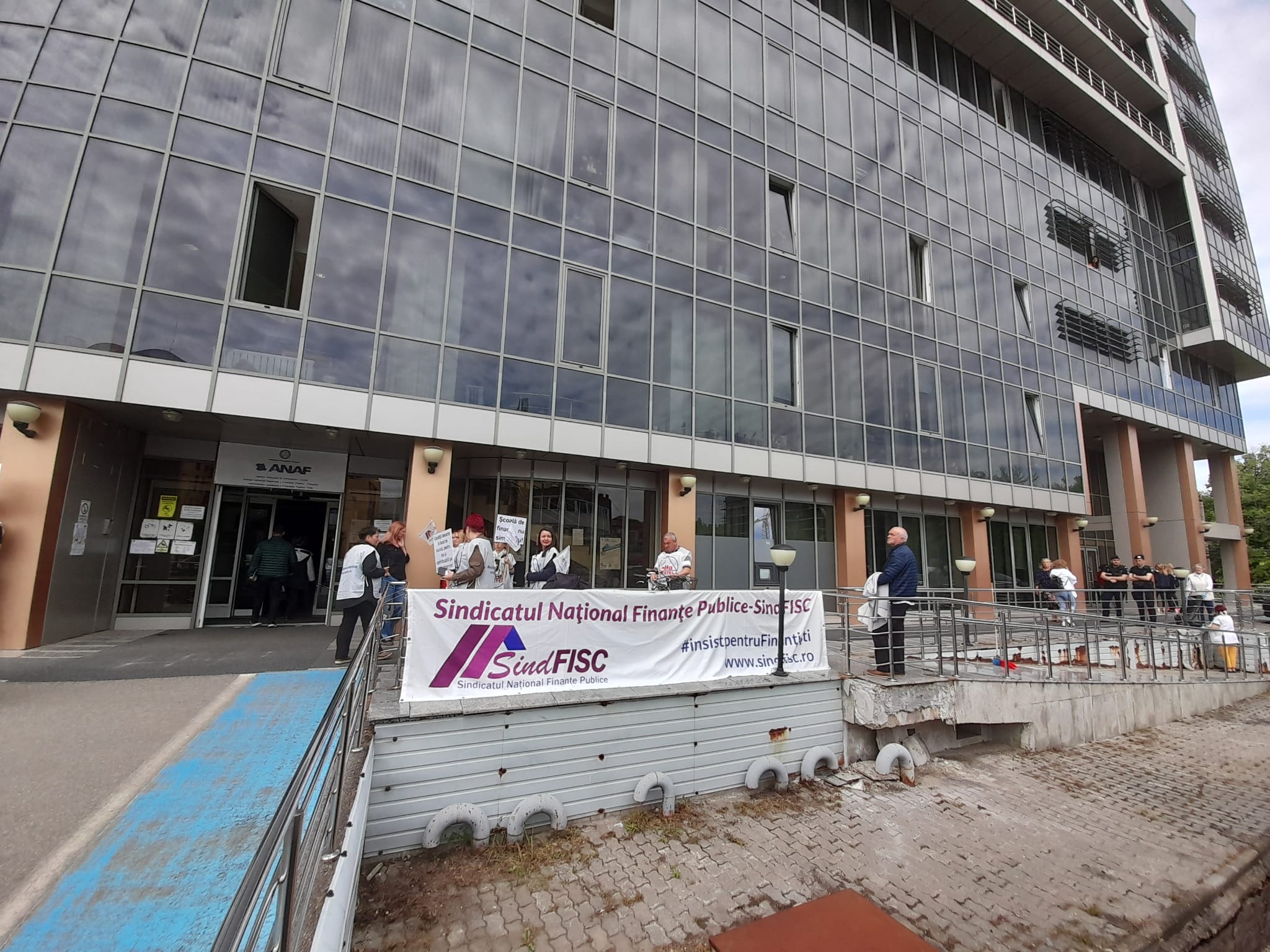 protest finante maiImage 2023-05-11 at 14.09.43 (1)