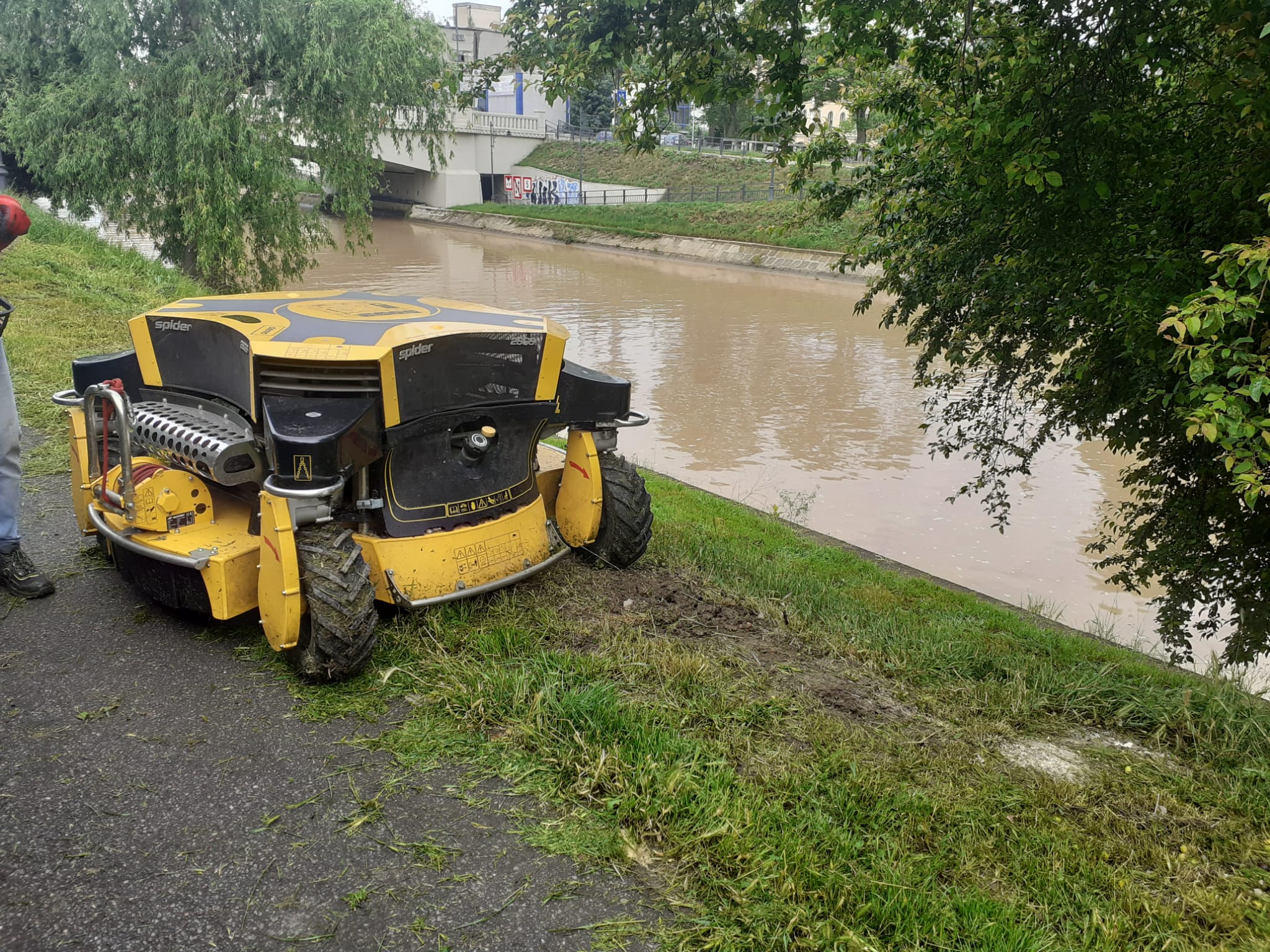 horticultura utilaj iarba (13)