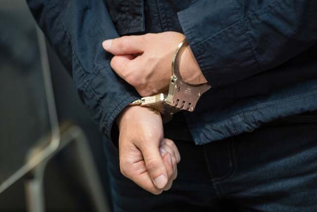 Poza pentru articolul Bunicul lui Mario, cercetat după ce a pălmuit-o pe mama unuia dintre ucigași