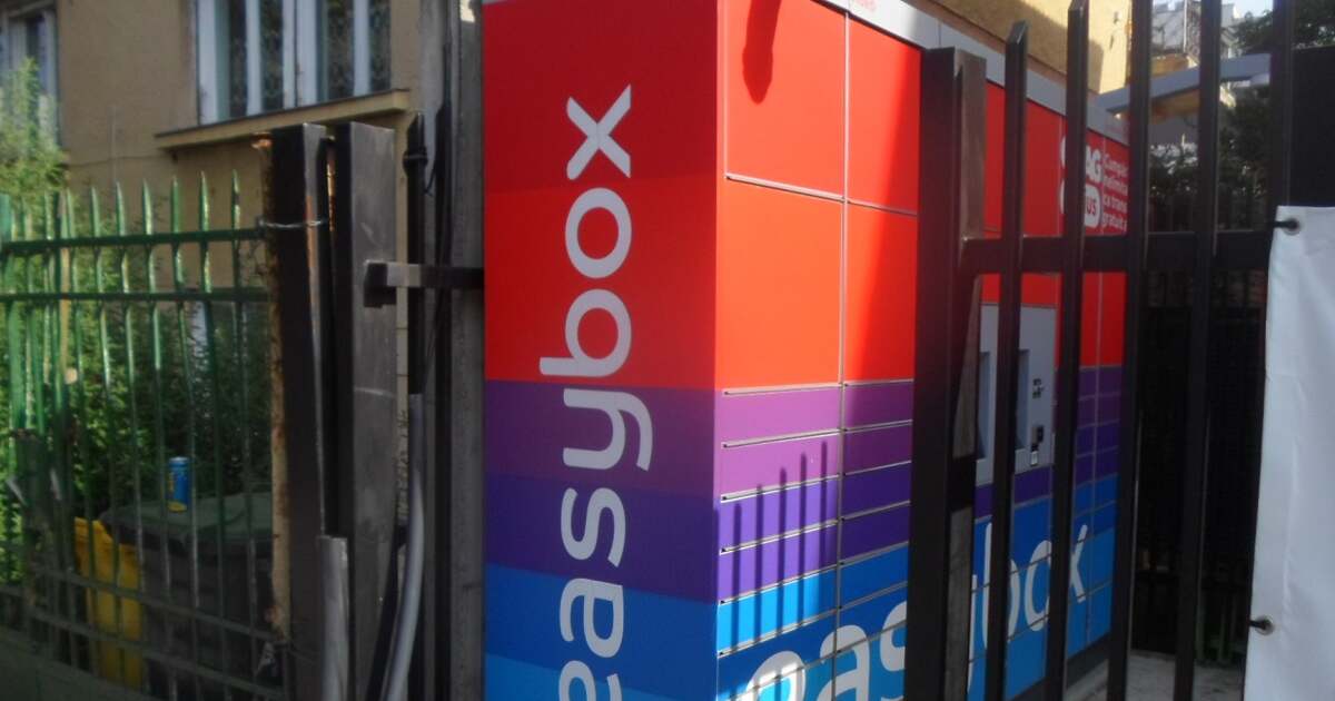 FOTO. Easyboxurile din Timișoara, vizate de polițiștii locali. Au ...