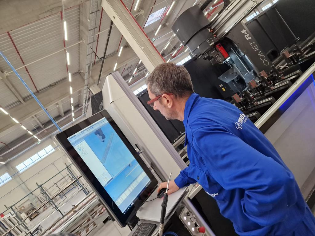 WhatsApp Image 2023-10-31 at 16.39.54 (2)