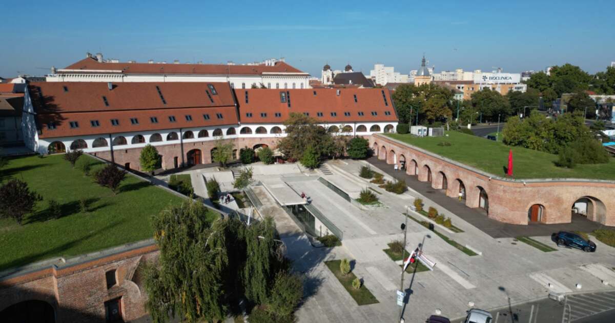 Simonis încearcă din nou să revitalizeze Bastionul, dar întâmpină dificultăți majore. Simonis încearcă din nou să revitalizeze Bastionul, dar întâmpină dificultăți majore.