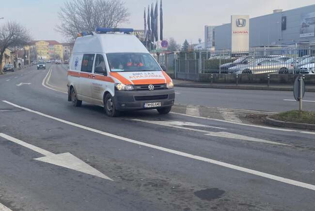 Poza pentru articolul Accident cu două mașini implicate pe Bulevardul Take Ionecu din Timișoara