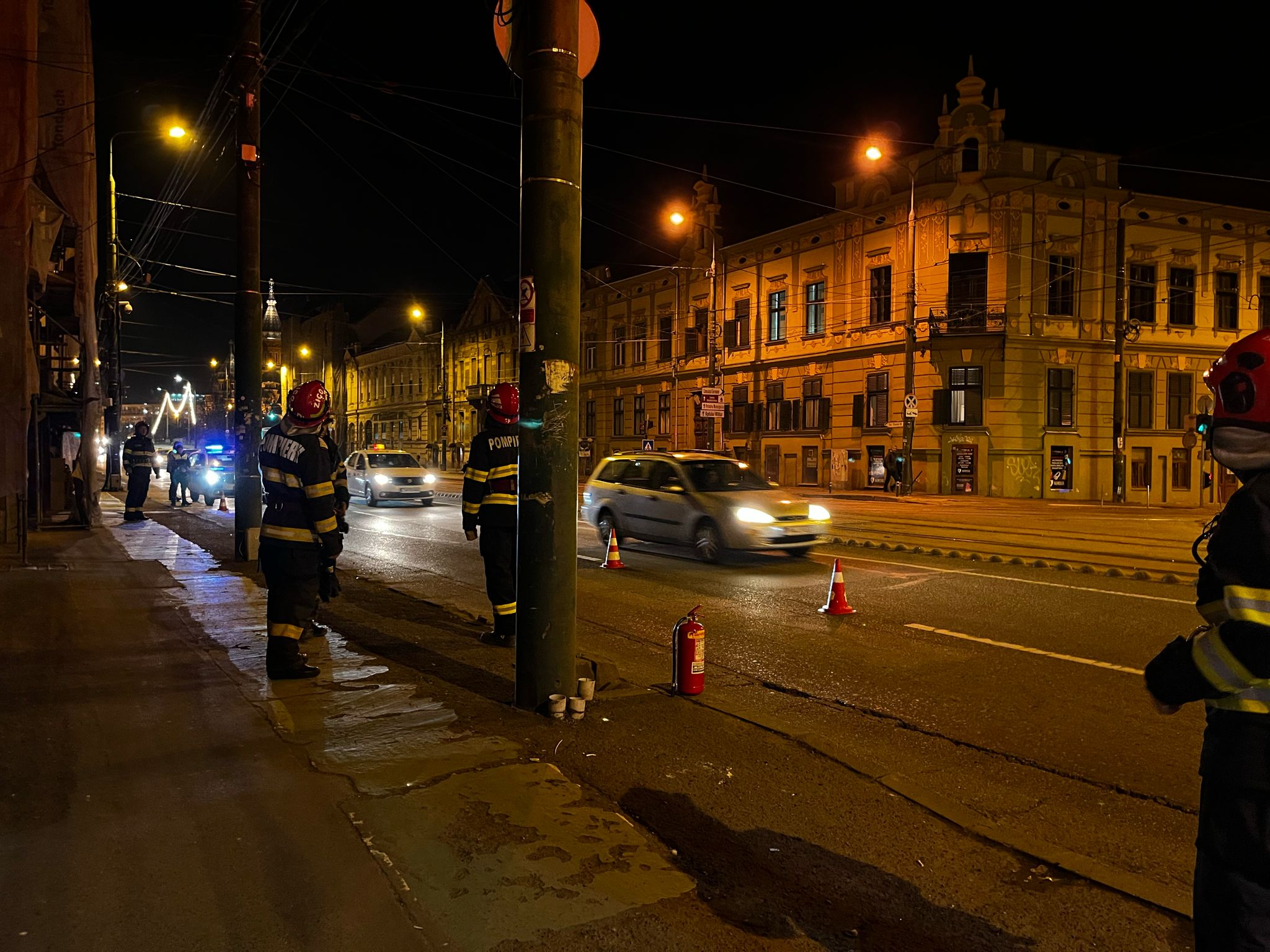 incendiu stalp iluminat (4)