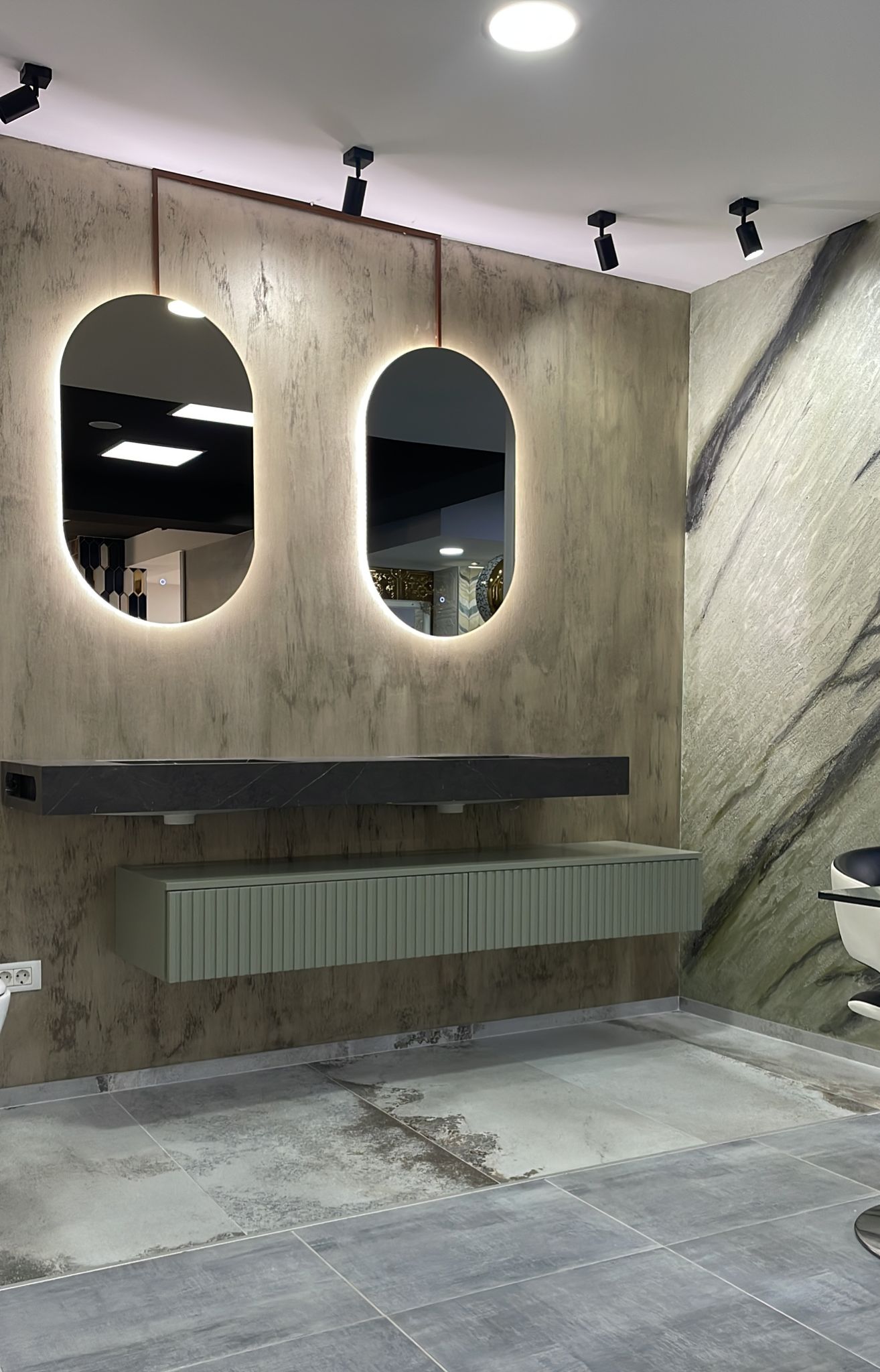 PHOTO-2024-02-08-12-15-19