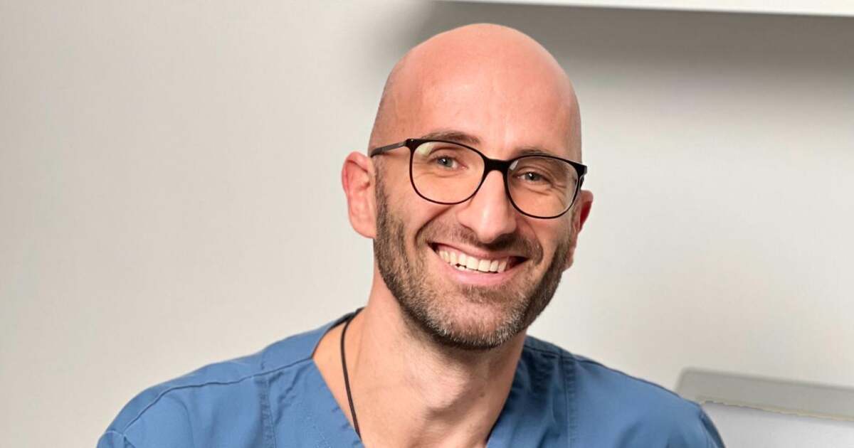 Povestea unui dentist care îmbină arta cu ştiinţa la Timişoara Povestea unui dentist care îmbină arta cu ştiinţa la Timişoara
