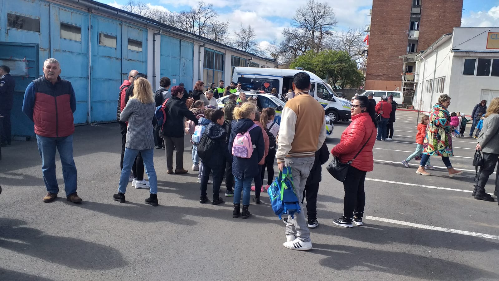 Imagine WhatsApp 2024-03-25 la 11.45.19_4e8992b7