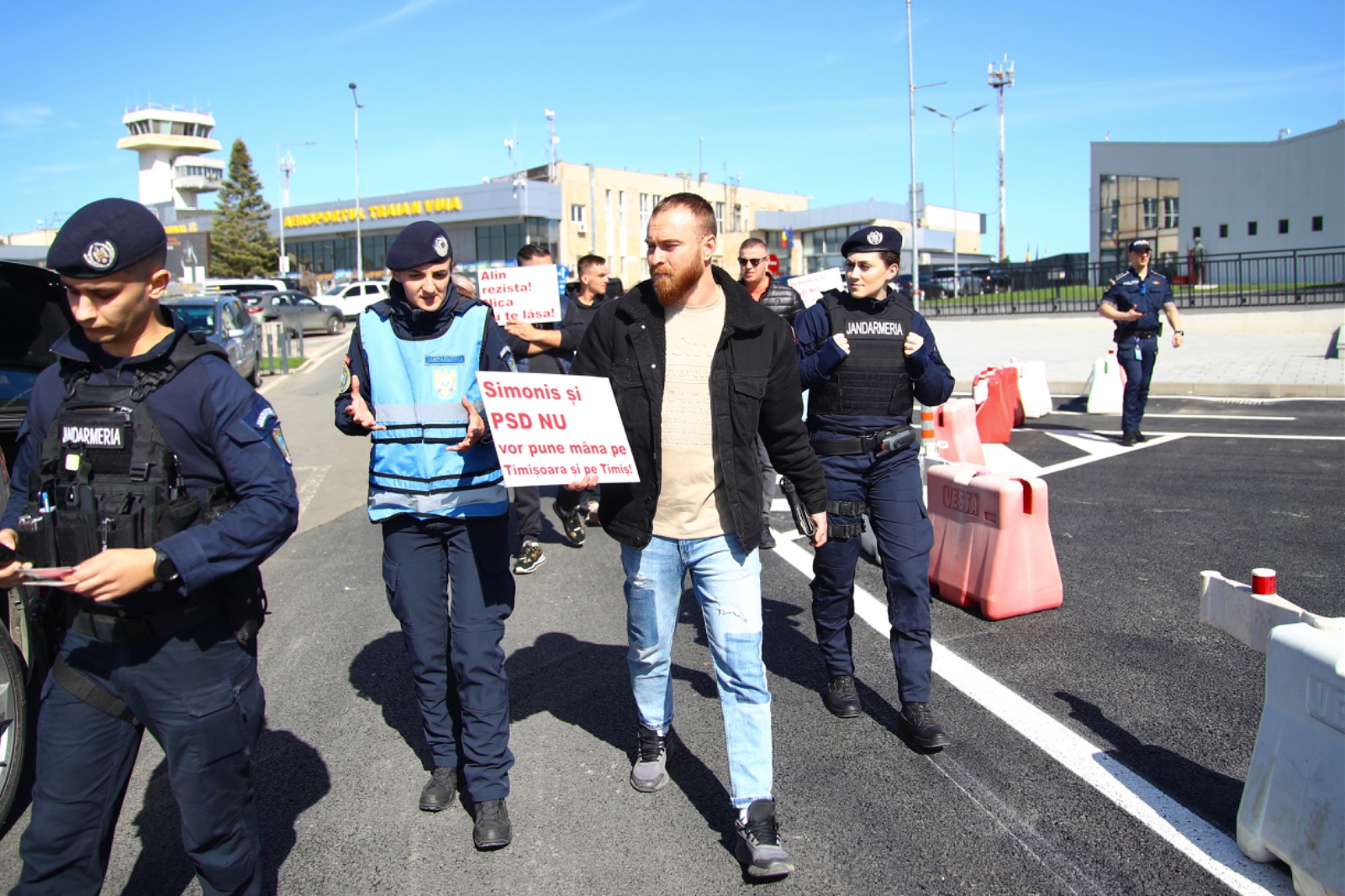 WhatsApp Image 2024-03-29 at 14.43.18 (3)