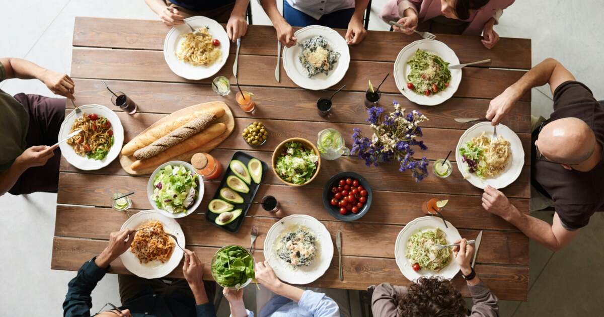 De la mâncare sănătoasă la mâncare variată. Specialist în nutriție din Timișoara: „Echilibrul este cheia!” De la mâncare sănătoasă la mâncare variată. Specialist în nutriție din Timișoara: „Echilibrul este cheia!”