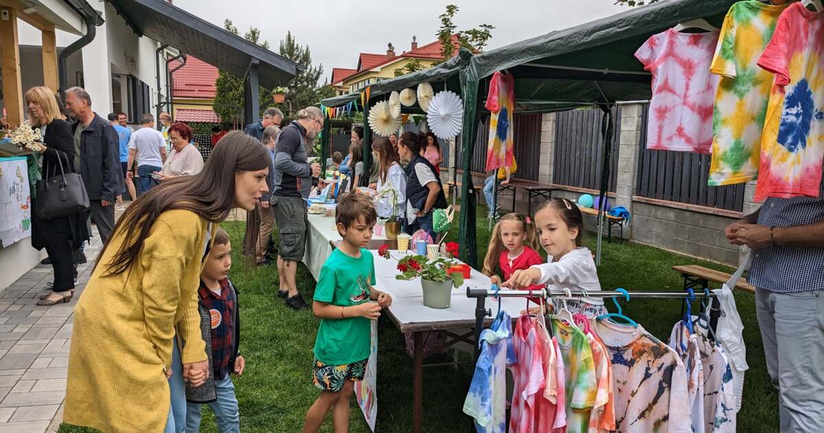 Copiii sunt invitați să participe la Târgul de Afaceri Infantil organizat de Acton Academy Timișoara. Copiii sunt invitați să participe la Târgul de Afaceri Infantil organizat de Acton Academy Timișoara.
