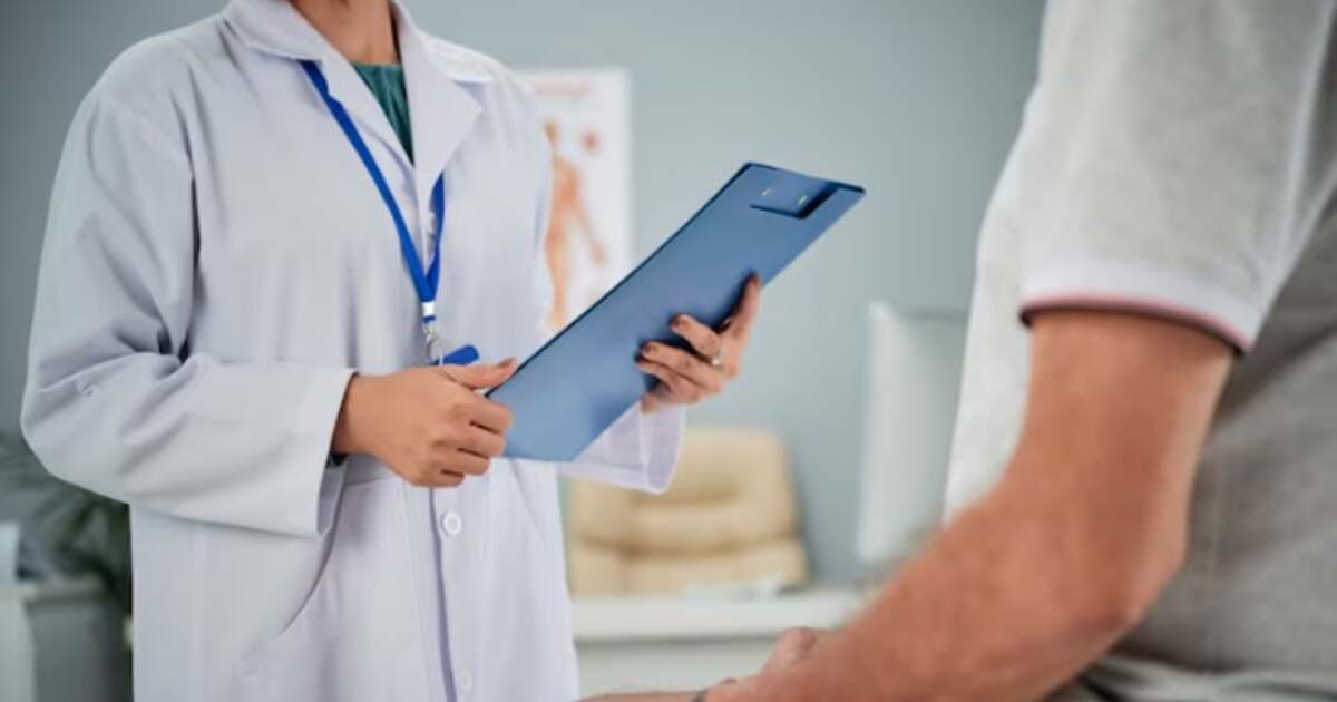 Prostatita: o problemă comună de sănătate urologică la bărbați care merită atenție.