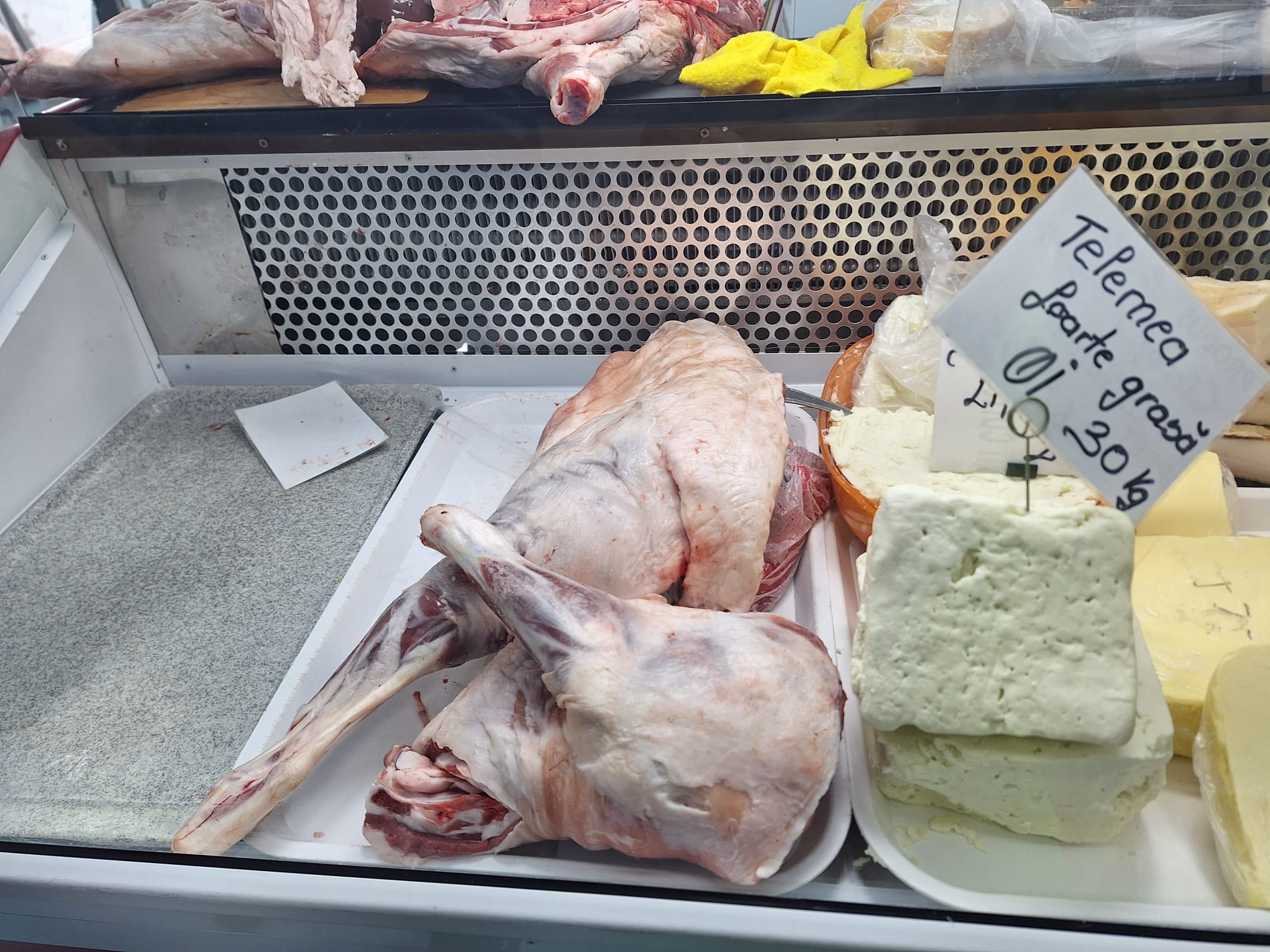 miei piata badea cartan (3)