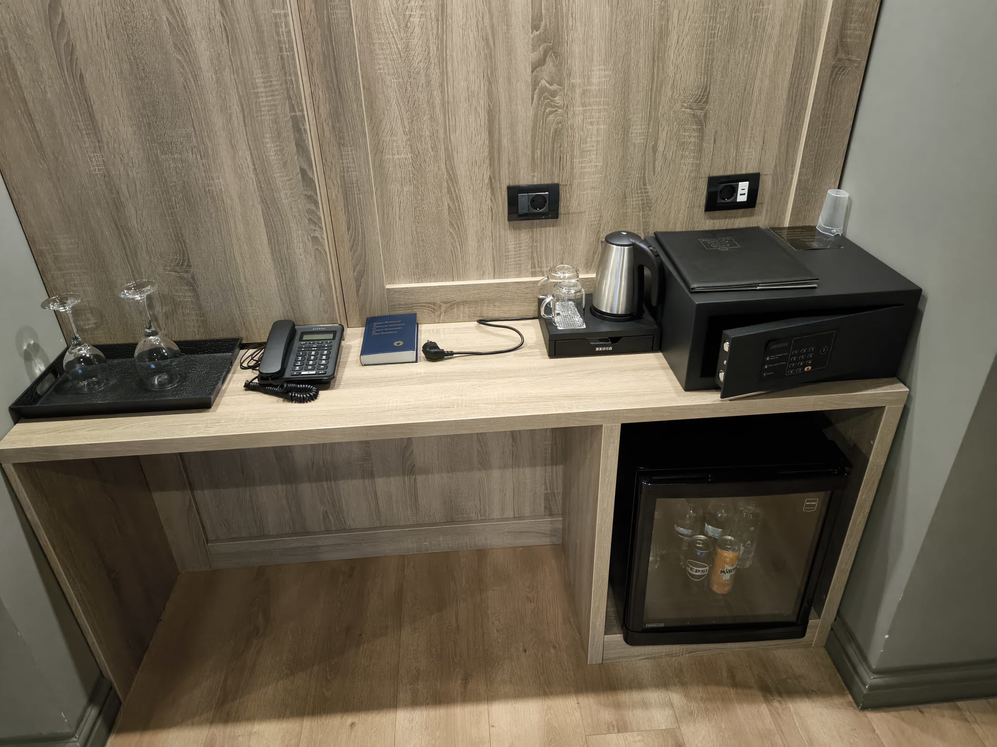 WhatsApp Image 2024-04-23 at 15.00.27 (5)