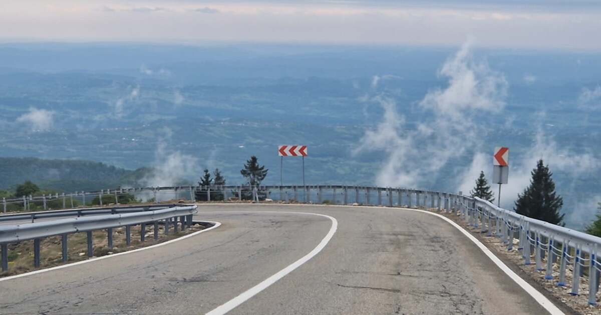 Circulația pe Transalpina se va redeschide începând cu 1 iunie. Circulația pe Transalpina se va redeschide începând cu 1 iunie.