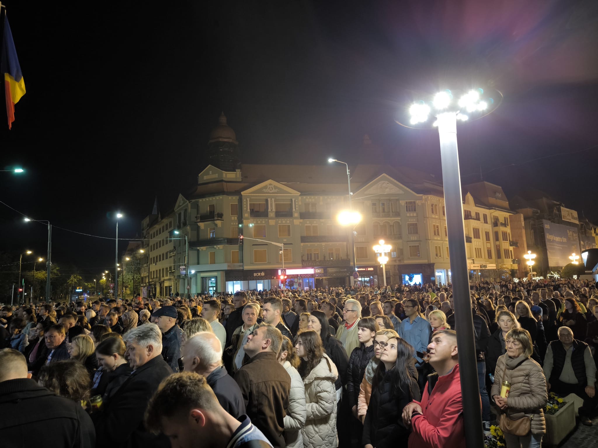 e5b53b1f-2db4-4ce9-8a09-1bf585caae8d