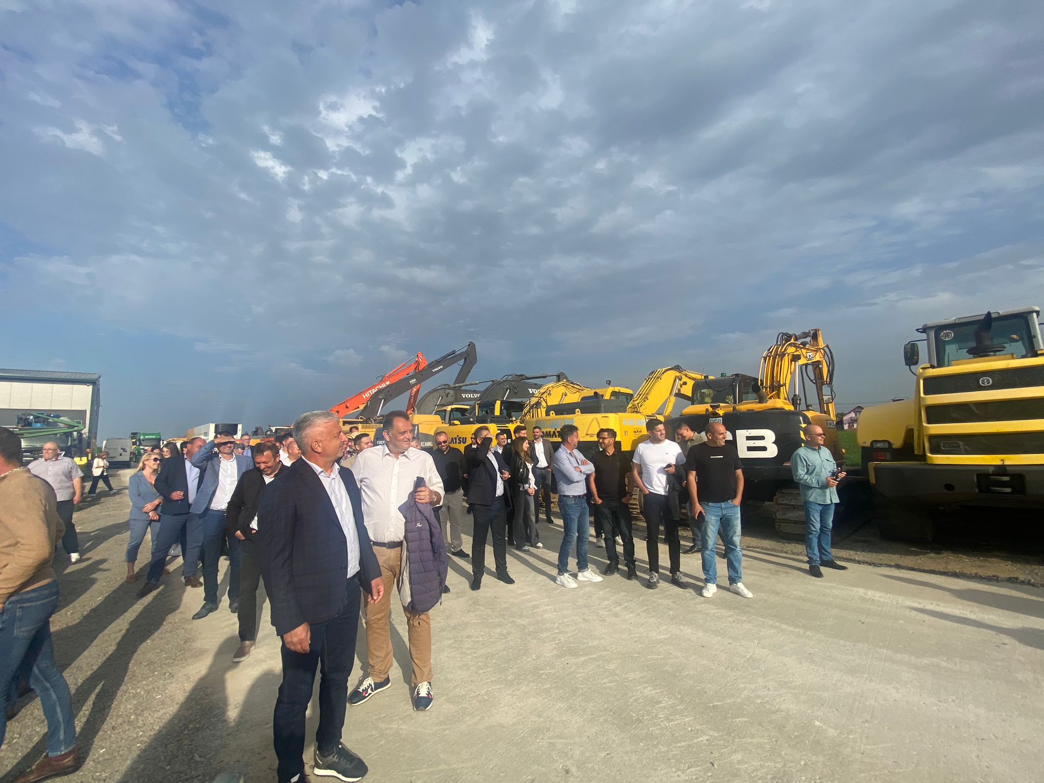 WhatsApp Image 2024-05-17 at 20.18.46 (3)