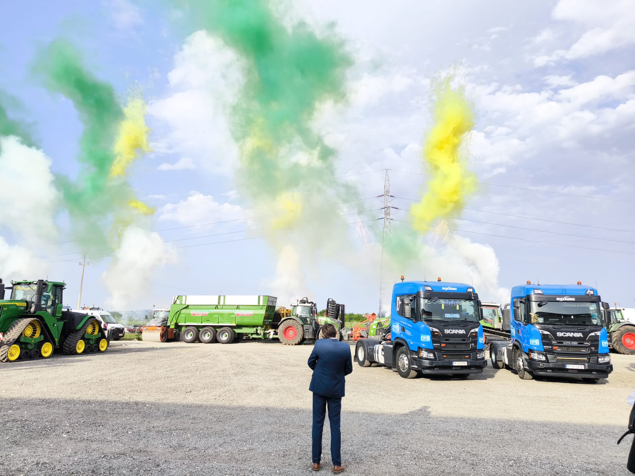 WhatsApp Image 2024-05-19 at 11.19.45 (1)