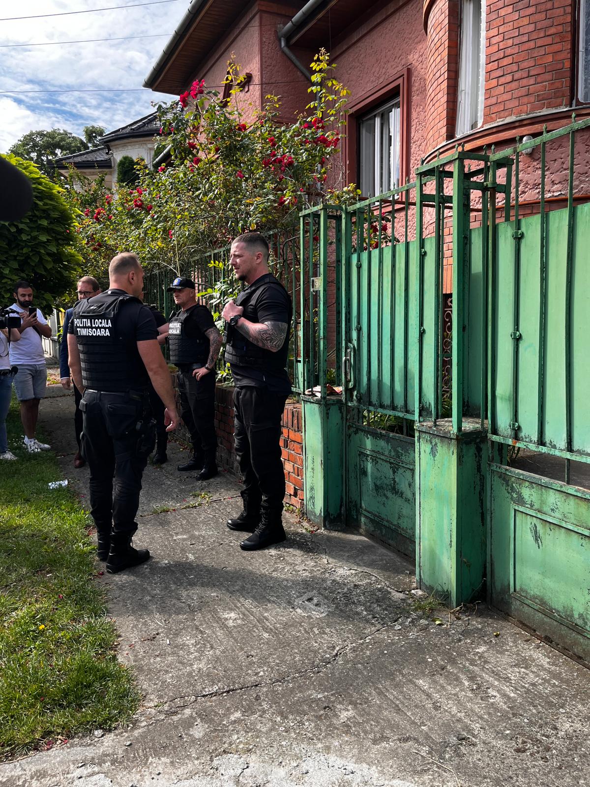 interventie politia locala clanuri bataie (1)