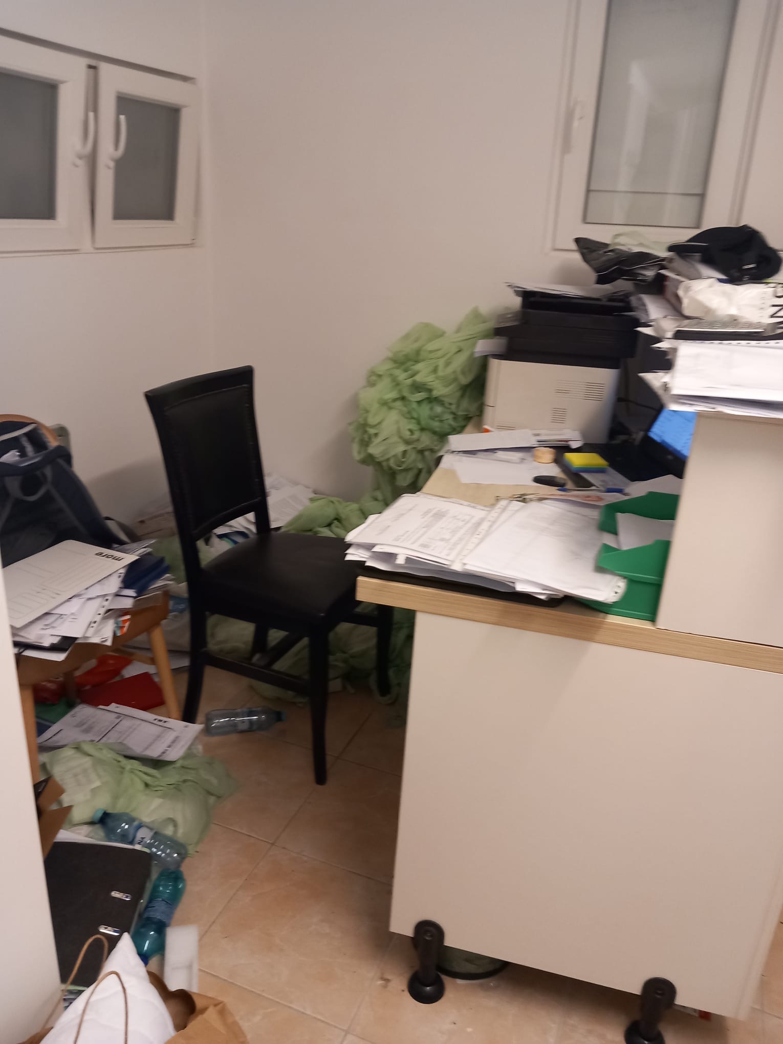 4ce395ae-a9ad-4e36-9869-1c82ae9ae1e5