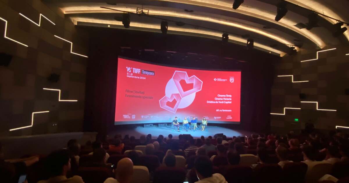 Premiera la cinema a filmului „Anul Nou care n-a fost” a atras o mulțime de spectatori la Timiș. Premiera la cinema a filmului „Anul Nou care n-a fost” a atras o mulțime de spectatori la Timiș.