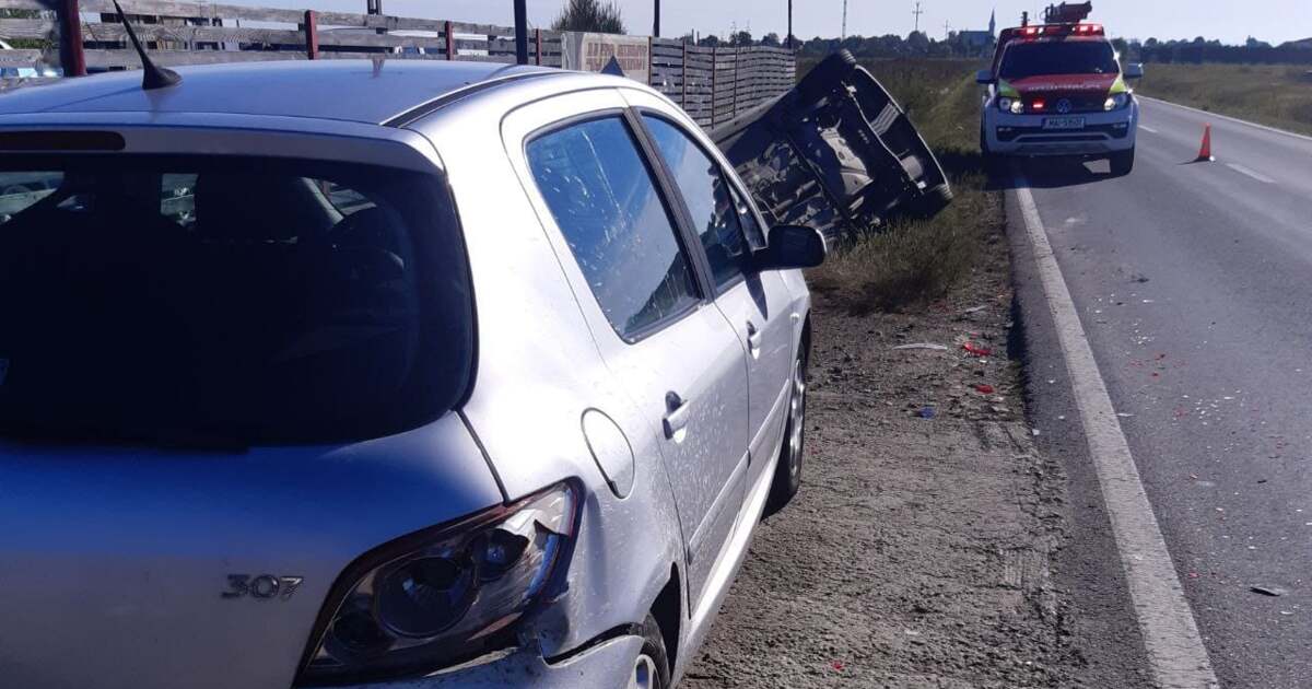 Șoferul a fost rănit grav într-un accident rutier din Timiș. Șoferul a fost rănit grav într-un accident rutier din Timiș.