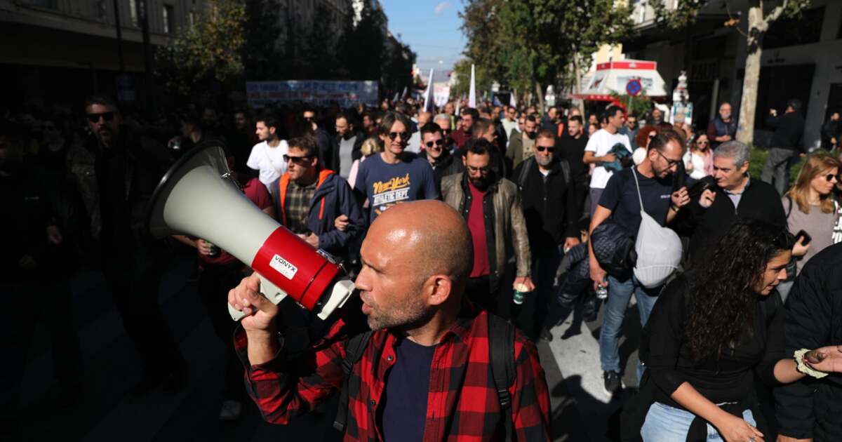 Greva generală din Grecia: protest împotriva scăderii nivelului de trai Greva generală din Grecia: protest împotriva scăderii nivelului de trai