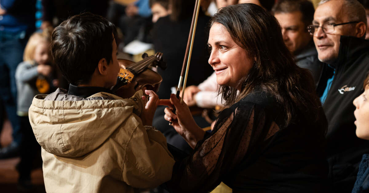 „Concert caritabil „Simfonia Speranței” la Timișoara: Artiști tineri susțin mamele singure”