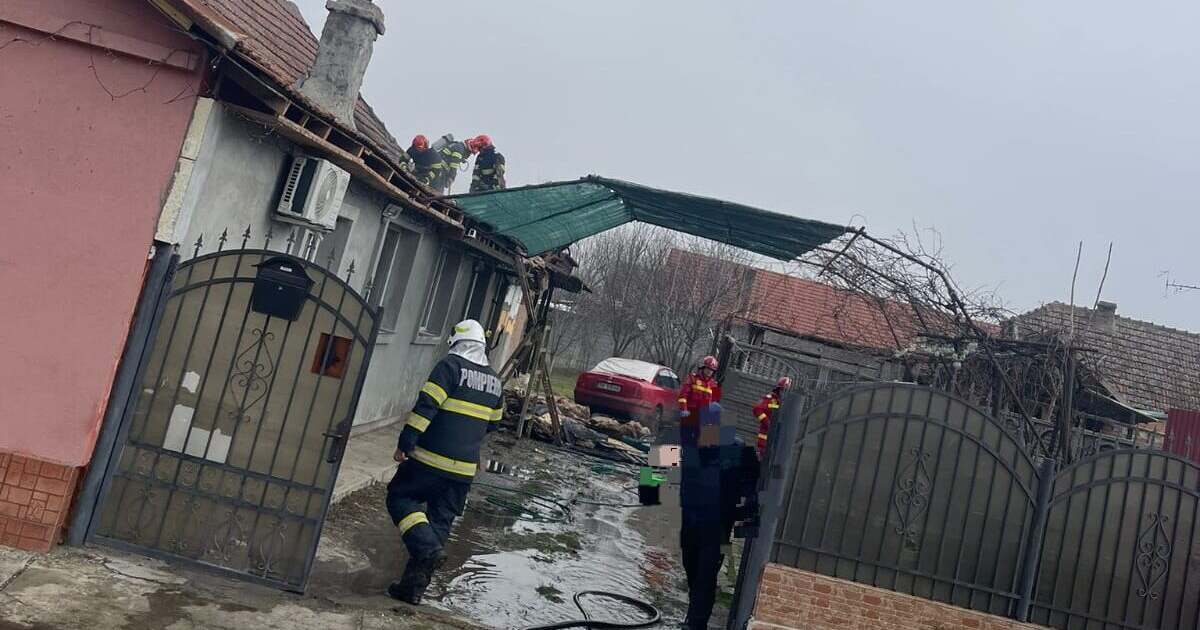Incendiu devastator într-o familie din Timiș. Incendiu devastator într-o familie din Timiș.