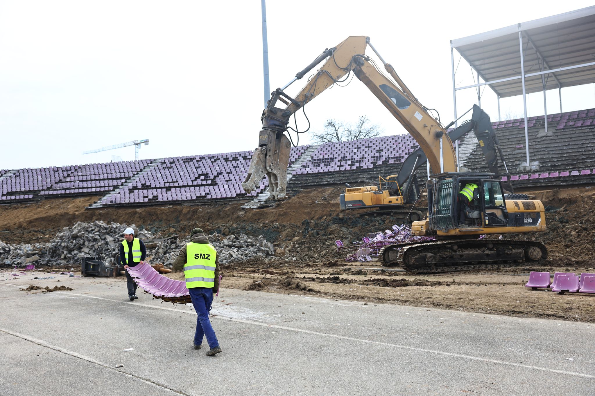 demolare stadion dan paltinisanu (8)