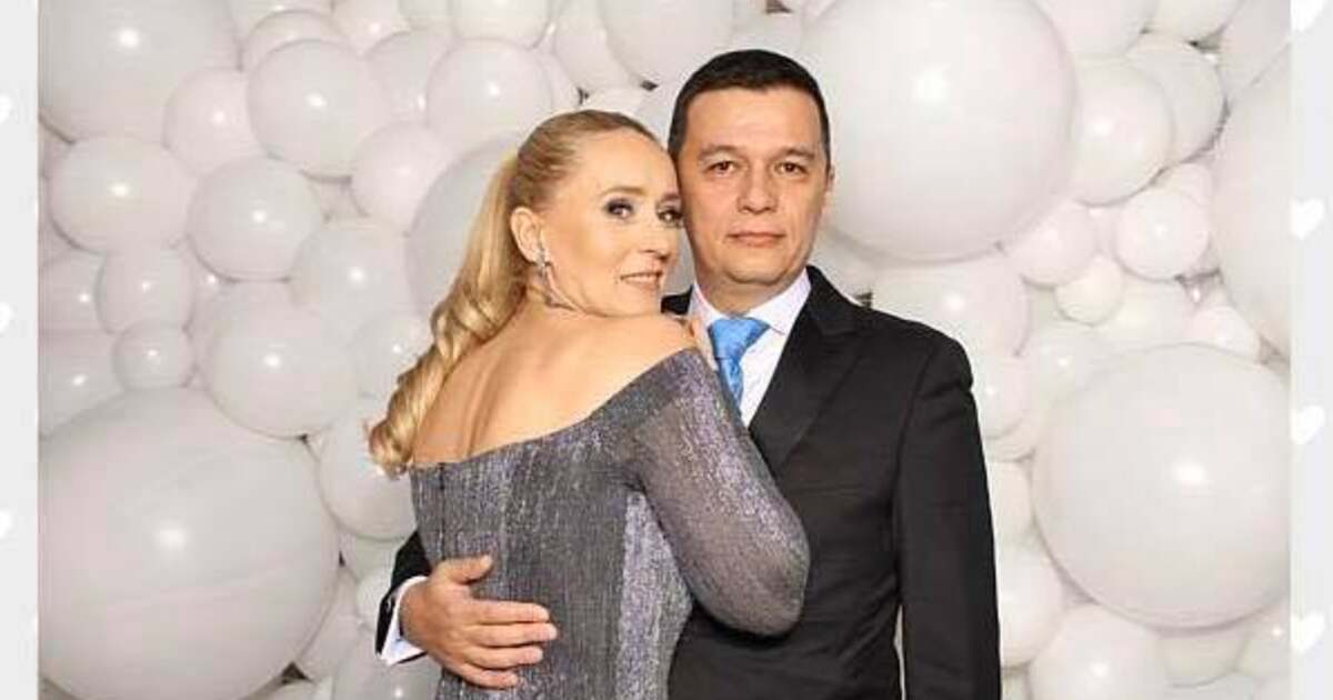 Răspunsul neașteptat al soției ministrului Grindeanu la zvonuri despre divorț: "Nu suntem separați!" Răspunsul neașteptat al soției ministrului Grindeanu la zvonuri despre divorț: "Nu suntem separați!"